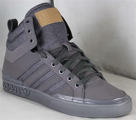 grijs adidas hi tops heren|High.